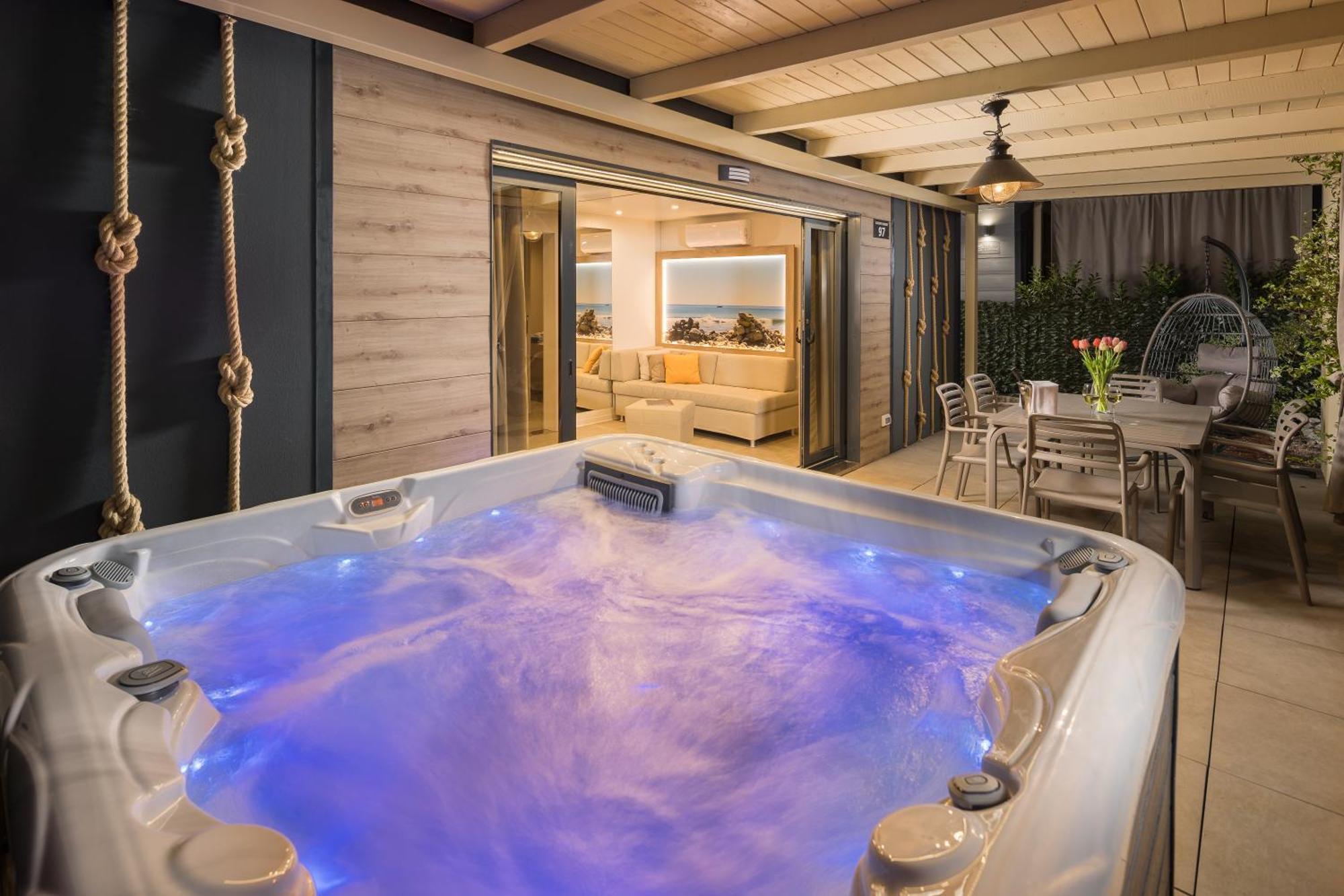 Premium Camping Homes Santa Marina, Lanterna Tar-Vabriga Zewnętrze zdjęcie