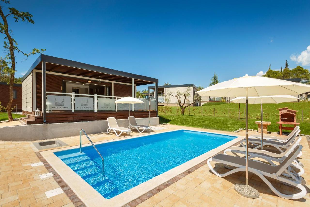 Premium Camping Homes Santa Marina, Lanterna Tar-Vabriga Zewnętrze zdjęcie