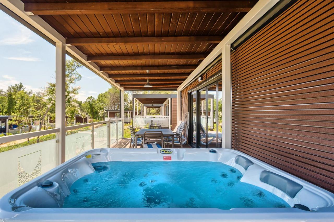 Premium Camping Homes Santa Marina, Lanterna Tar-Vabriga Zewnętrze zdjęcie