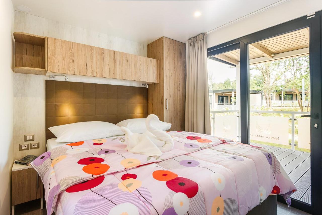 Premium Camping Homes Santa Marina, Lanterna Tar-Vabriga Zewnętrze zdjęcie