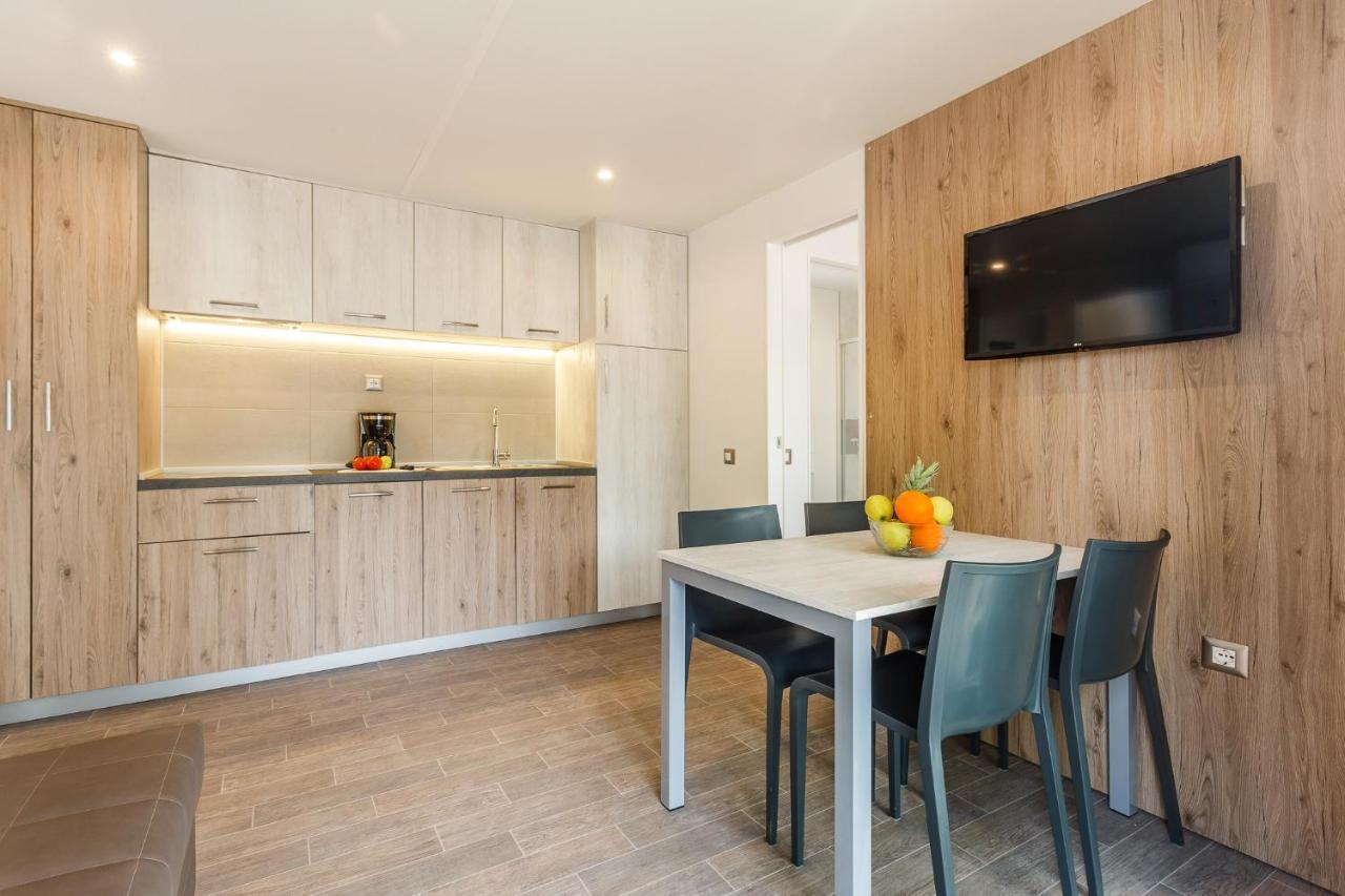 Premium Camping Homes Santa Marina, Lanterna Tar-Vabriga Zewnętrze zdjęcie